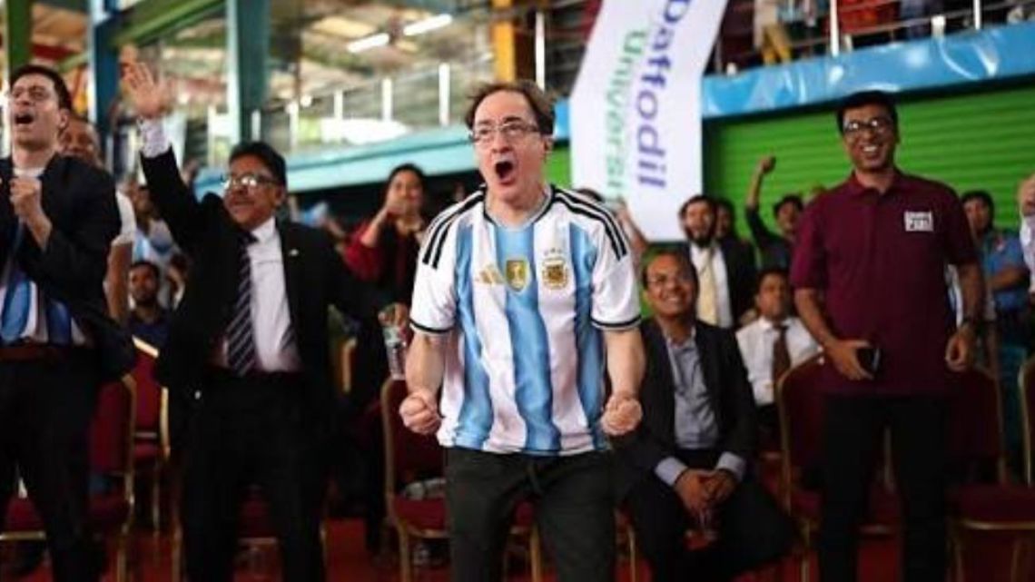 Nuestro embajador explica la simpatía en Bangladesh por Messi y la Argentina
