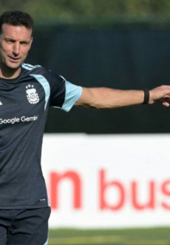 Lionel Scaloni entrenando en la Copa Mundial 2026