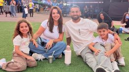 Lucas Trejo, su esposa Yani Maranella y sus hijos Ainhoa y Aaron