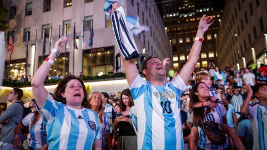 ¡VIVA ARGENTINA! El país entero vive una fiesta mágica, de Jujuy a la Antártida... somos felices