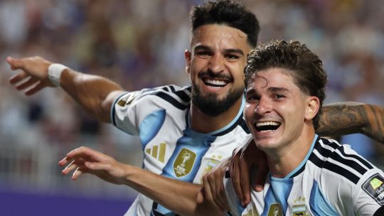 Argentina, agotada y heroica, ganó una batalla para el recuerdo con Suiza (3-1) y está en semifinales del Mundial 2026