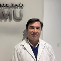 Dr. Fernando Mías: Uno de los Pioneros en cirugía urológica Laparoscópica en Argentina
