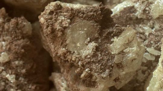 La NASA reveló un inédito primer plano del azufre puro encontrado en Marte
