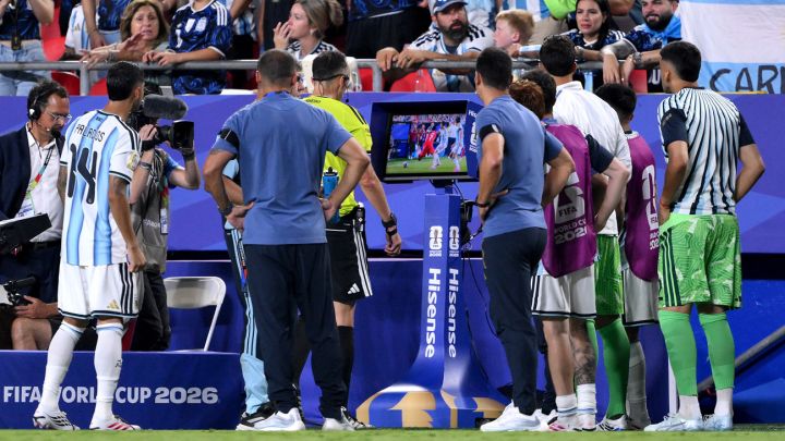 VAR-gentina?': Anti-Argentina conspiracy theories out in force at World Cup | Buenos Aires Times