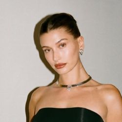 Ballet bun ideas Hailey Bieber