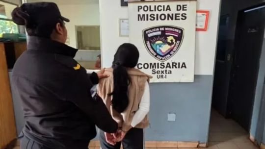 Denunciaron a una empleada judicial por al menos 17 presuntas estafas con falsas promesas de trabajo