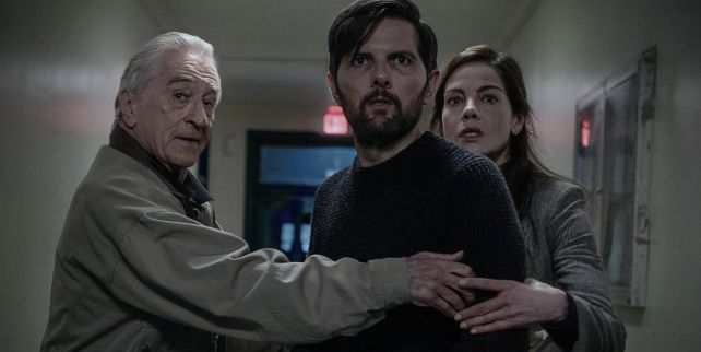 Robert De Niro, Adam Scott y Michelle Monaghan en Susurran tu nombre (2026) de Netflix