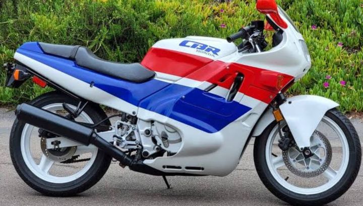 Fiebre por las motos japonesas de los 90: cuáles son los modelos usados que hoy son verdaderas piezas de colección