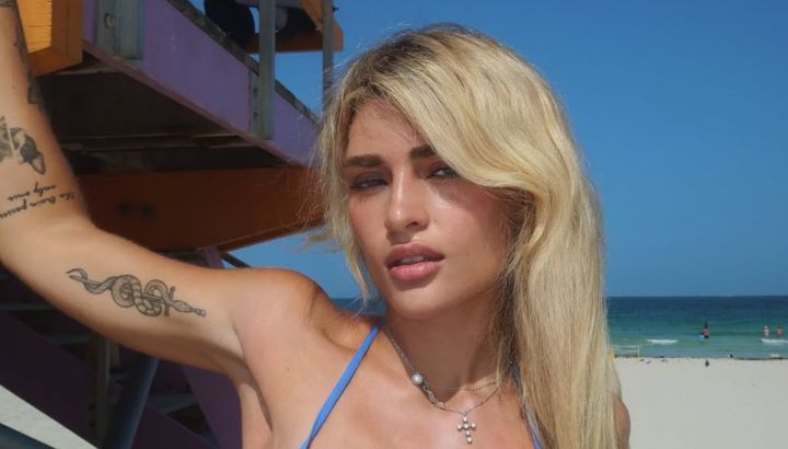 Marta Fort posó en microbikini desde Miami y prendió fuego la red: la advertencia de su hermano Felipe