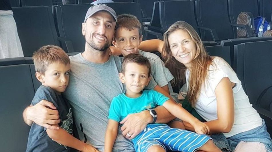 Manu Ginóbili, Many Oroño y sus hijos