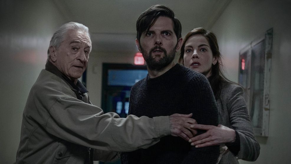 Robert De Niro, Adam Scott y Michelle Monaghan en Susurran tu nombre (2026) de Netflix