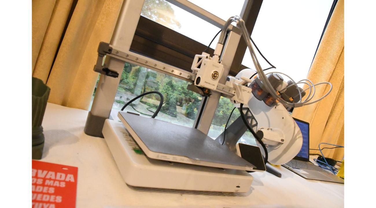 Proyecto Emprende: la iniciativa que convierte lo que hacés en un negocio real
