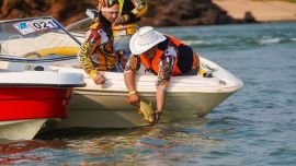 El evento no solo atrae a pescadores, sino también a miles de turistas que cada año visitan la villa correntina para disfrutar de una de las celebraciones más representativas del litoral argentino.
