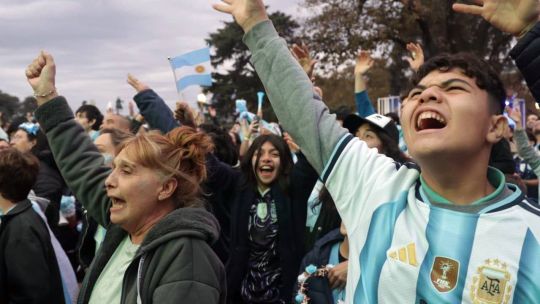 Argentina finalista del Mundial: 30 mil hinchas desataron la locura total en el Fan Fest en Palermo