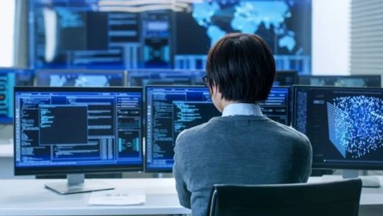 “Estamos viendo crecimientos enormes en algunas compañías de inteligencia artificial”, indicó un especialista