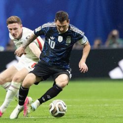 Images from the Argentina v England match.