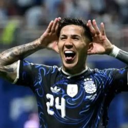 Images from the Argentina v England match.