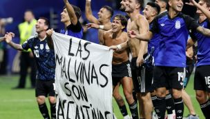 Bandera las malvinas son argentinas 16072026