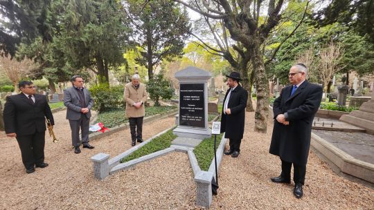 Memorial unveiled for Romanian diplomat who saved Jews from Nazis
