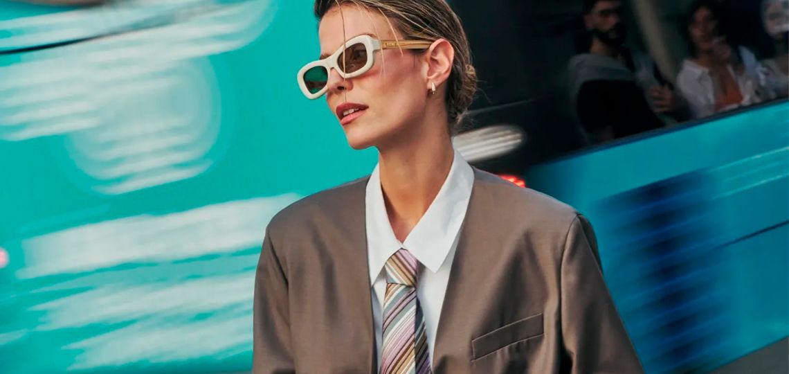 Sofía Hita: la fotógrafa argentina radicada en Madrid que ahora diseña gafas con historia