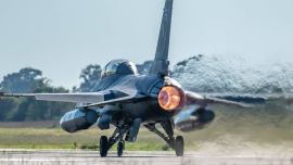 Argentina adelanta la llegada de los F-16: el programa podría completarse un año antes de lo previsto
