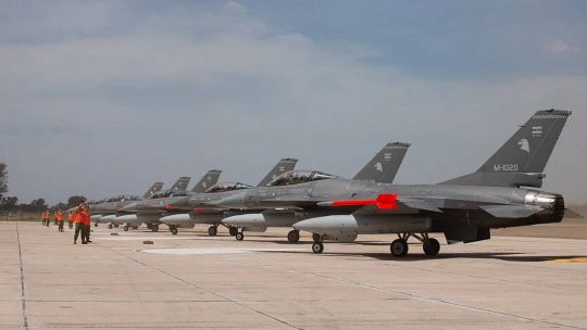 Aviones F-16 17072026