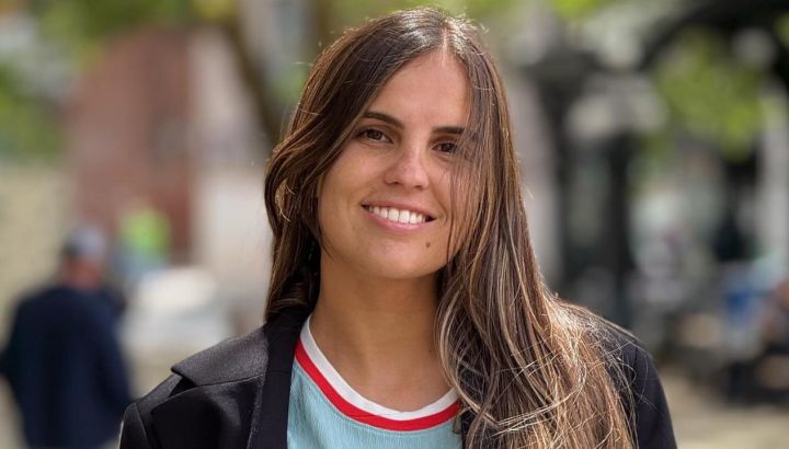 El guardarropa de Emilia Ferrero: claves de un estilo comfy y deportivo