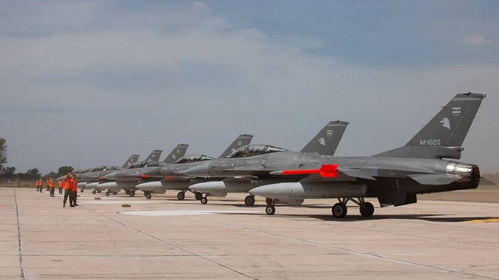Aviones F-16 17072026