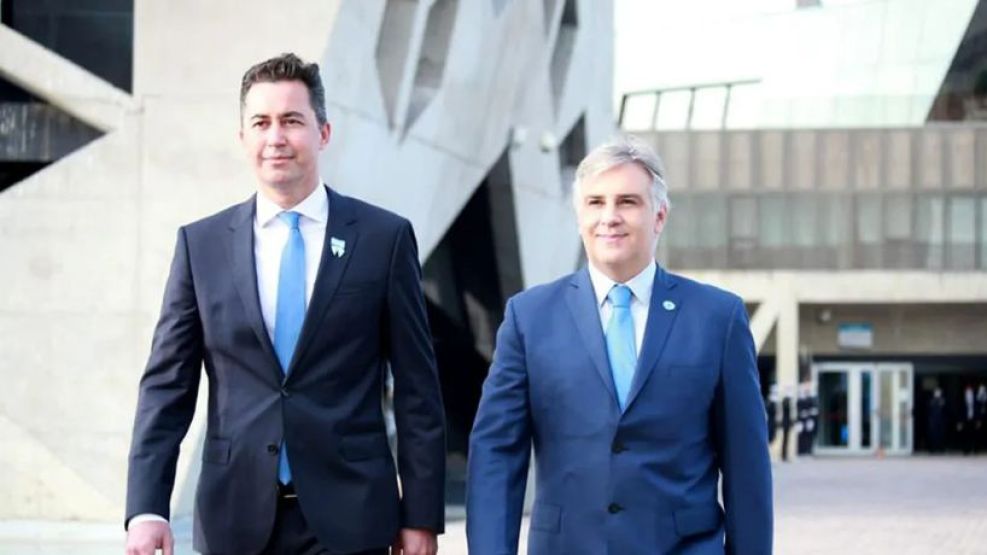 Manuel Calvo y Martin Llaryora