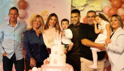 Lautaro Martínez junto a su familia
