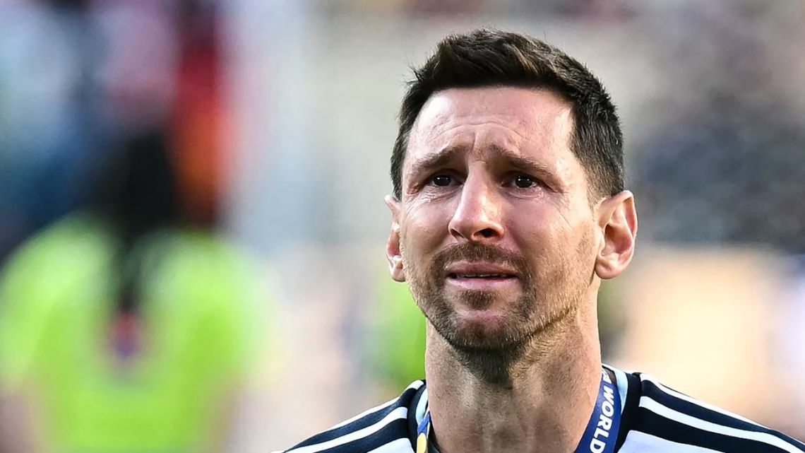 "Te amamos para siempre": el emotivo mensaje de la Selección argentina para Messi tras su llanto en la final del Mundial