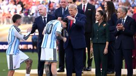 Tensión en la entrega de medallas: qué dijo Claudia Sheinbaum sobre la actitud de Messi y los otros jugadores argentinos