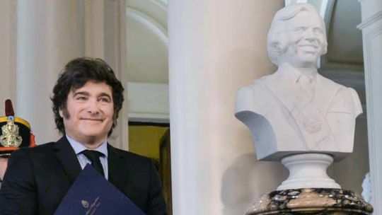 Milei busca congelar la economía por ley