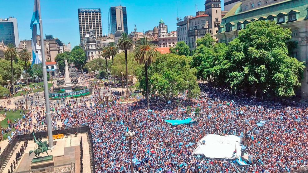 190726_festejo_mundial_plaza_mayo_casa_rosada_g
