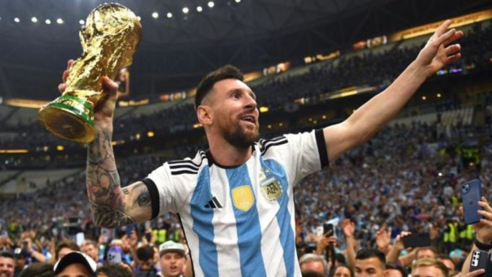 Cuánto pesa la Copa del Mundo