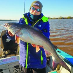 Un agosto a pura aventura y pesca en tu revista Weekend.