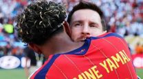 Video: el abrazo entre Messi y Lamine Yamal después de la final