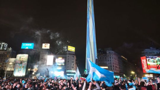 Hinchada Argentina en el obelisco 19072026