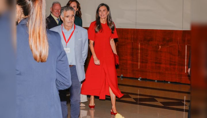 Letizia Ortiz recuperó su vestido rojo más simbólico para la final del Mundial