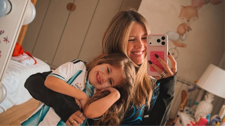 Stephanie Demner y su hija Ariadna
