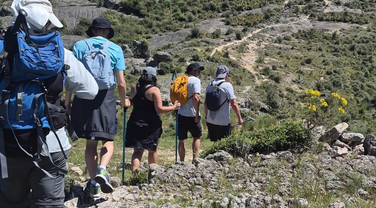 Experiencia Mindfulness y Trekking en La Cumbrecita: ¿y si salir de tu zona de confort fuera el primer paso para reencontrarte con vos?