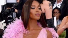 Naomi Campbell y sus hijos de vacaciones en Ibiza: las increíbles fotos