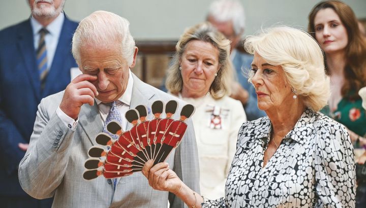 La tristeza del rey Carlos III tras la derrota de Inglaterra