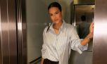 Entramos al vestidor XXL de Luli Fernández: iluminación LED integrada y una estética de boutique simplificada