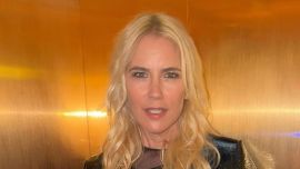 Valeria Mazza deslumbró con un look dark romance: vestido impactante y botas XL de su propia marca