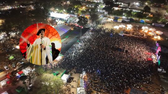 Piko Frank reunió a 50 mil personas en la Bienal y convirtió “Ji ji ji” en un pogo folclórico