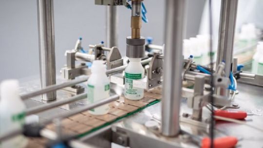 Corrientes advierte por el desfinanciamiento de Nación en salud y proyecta una nueva fábrica de medicamentos