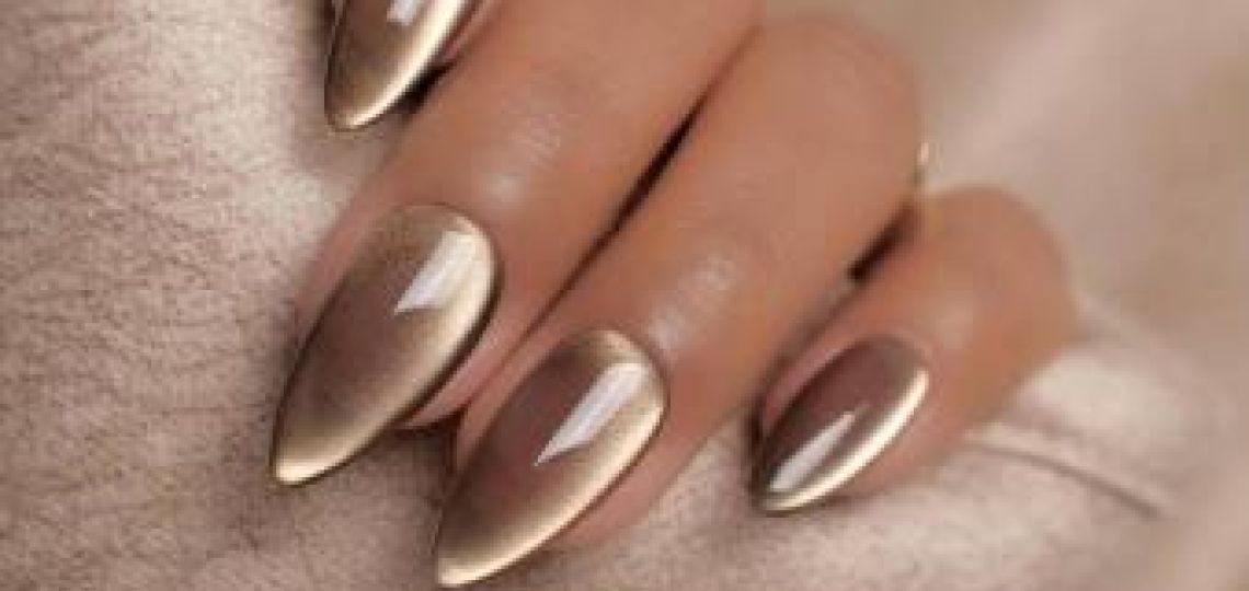 Manicura cat eye: qué es y por qué las uñas magnéticas vuelven a ser tendencia