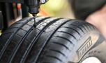 Cómo saber si los neumáticos del auto están para cambiar: las señales que no hay que ignorar