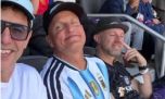 Uno que no nos odia: Woody Harrelson hinchó por la Argentina en la final